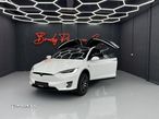 Tesla Model X - 3