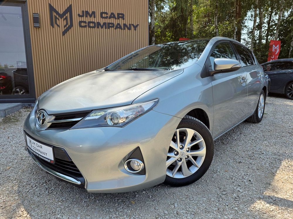 Toyota Auris II (2012-) 2013
