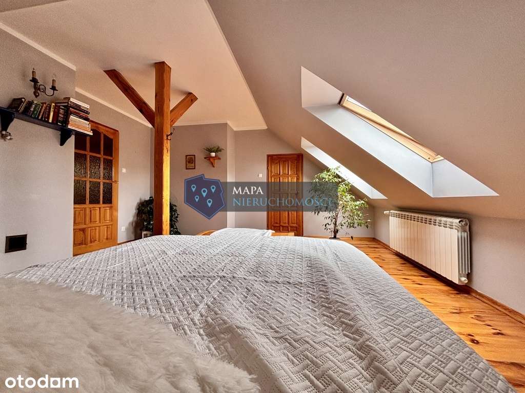 Wygodny dom z pięknym zielonym ogrodem-12