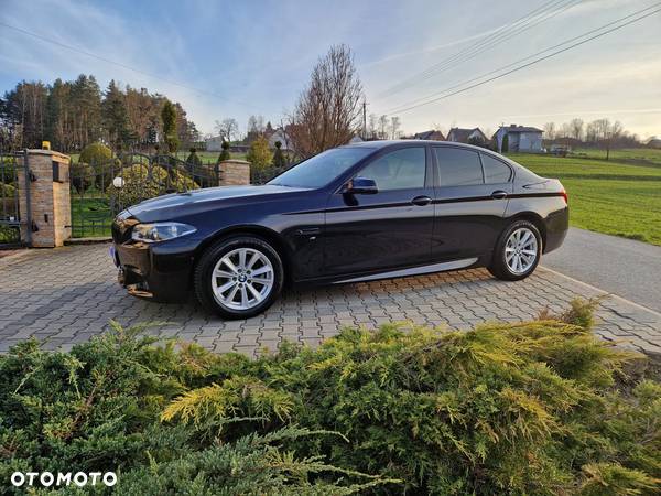 BMW Seria 5 520d xDrive - 4