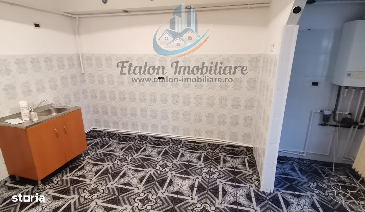 Apartament 2 camere, decomandat, etaj 1, Maratei