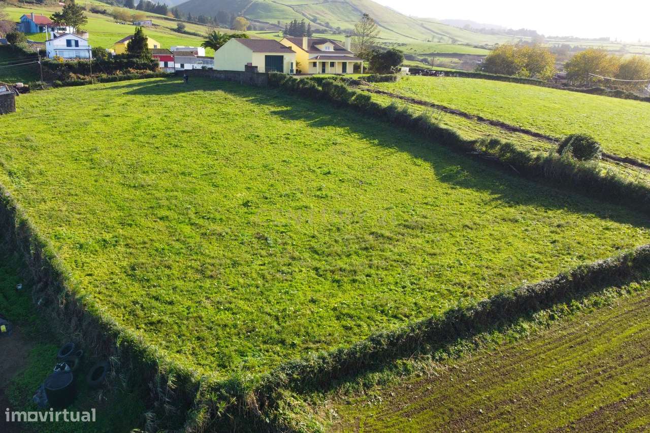 Terreno Panorâmico à Venda em Lagoa, Ilha de São Miguel - Grande imagem: 5/11