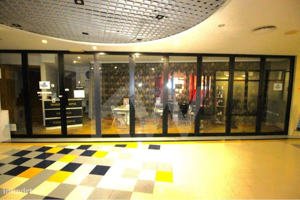 ESPAÇO DESTINADO A RESTAURAÇAO e BEBIDAS ; SPACE DESIGNED FOR RESTAURA - Grande imagem: 5/42