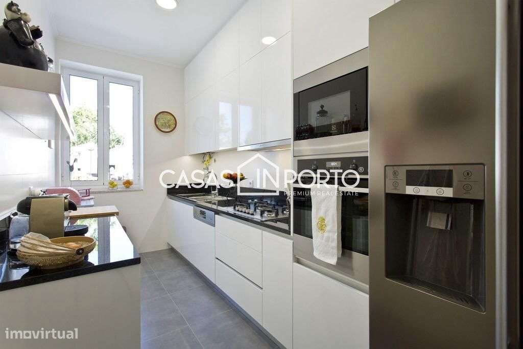 Moradia T4 de Traça Antiga Renovado com Licença AL-19