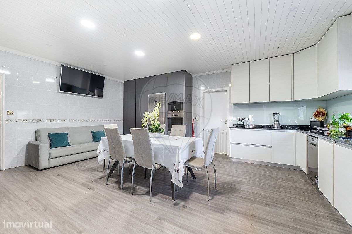 Moradia T5 para venda - Grande imagem: 3/42