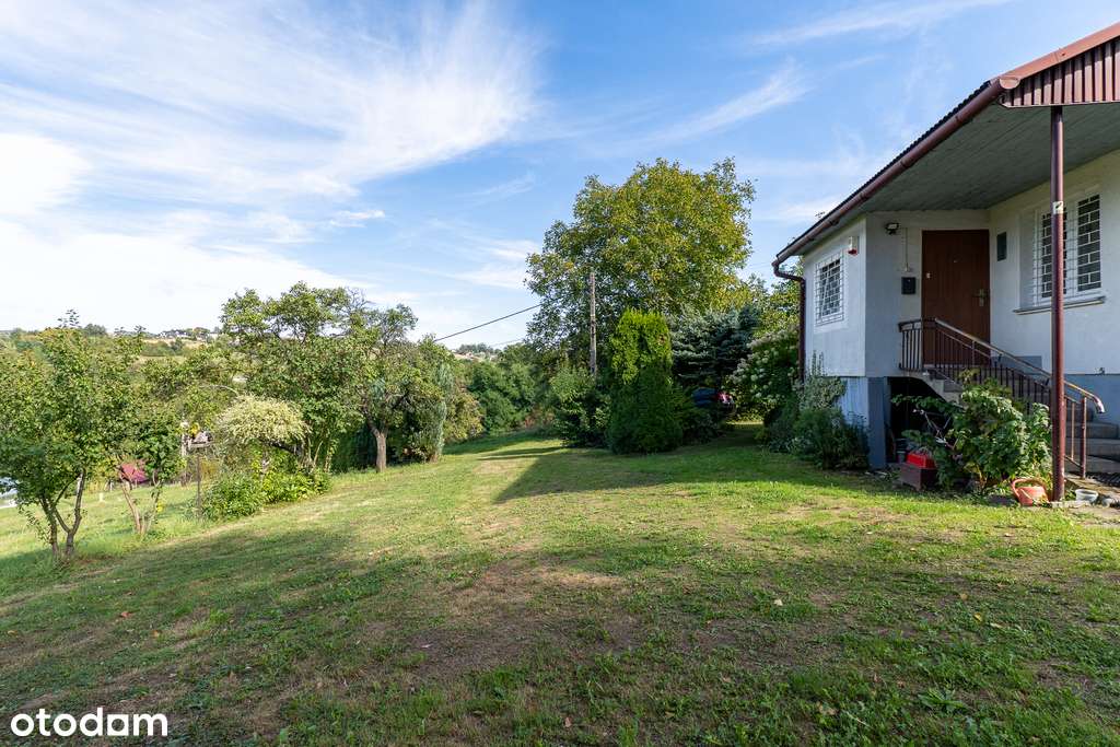 Dom z potencjałem w otoczeniu natury-6