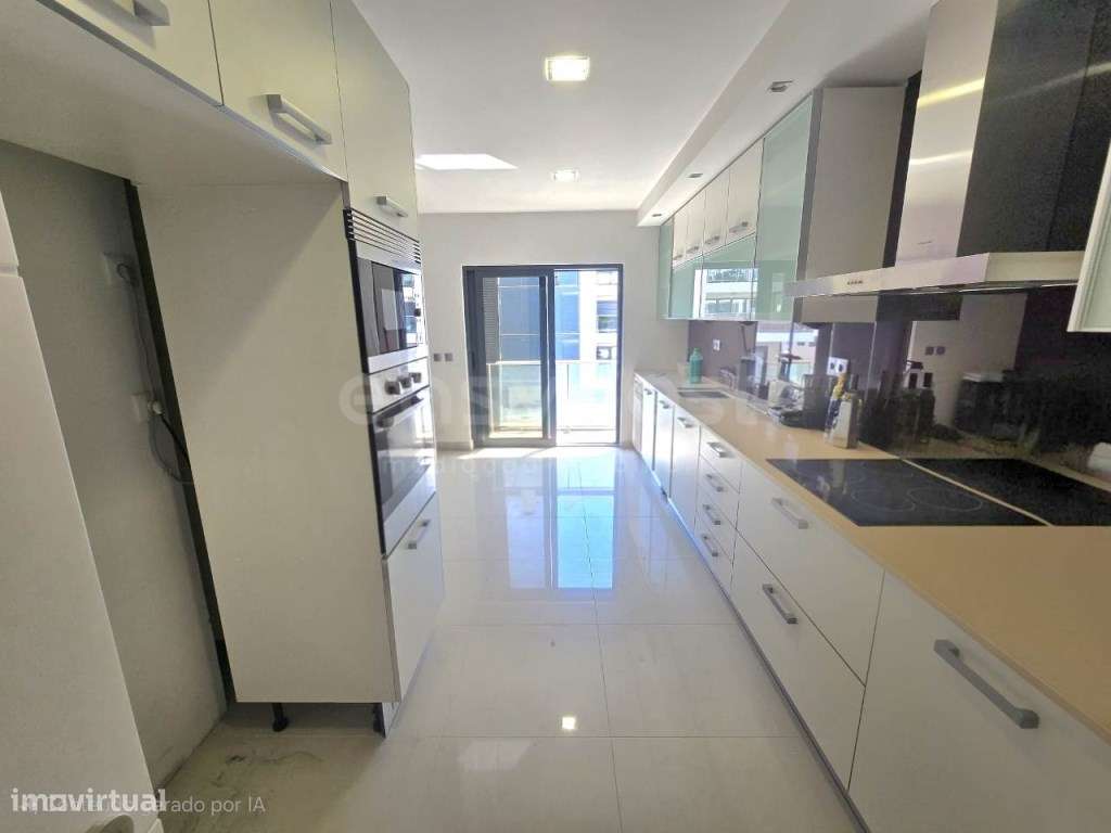 Apartamento T3 situado no Montijo c/Parqueamento - Grande imagem: 3/24