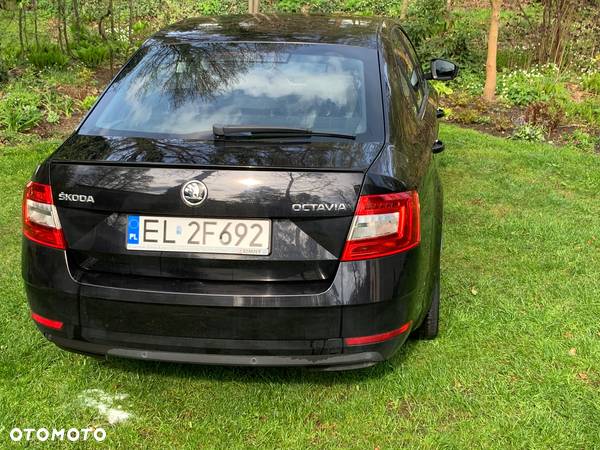 Skoda Octavia 1.8 TSI Ambition DSG - 2