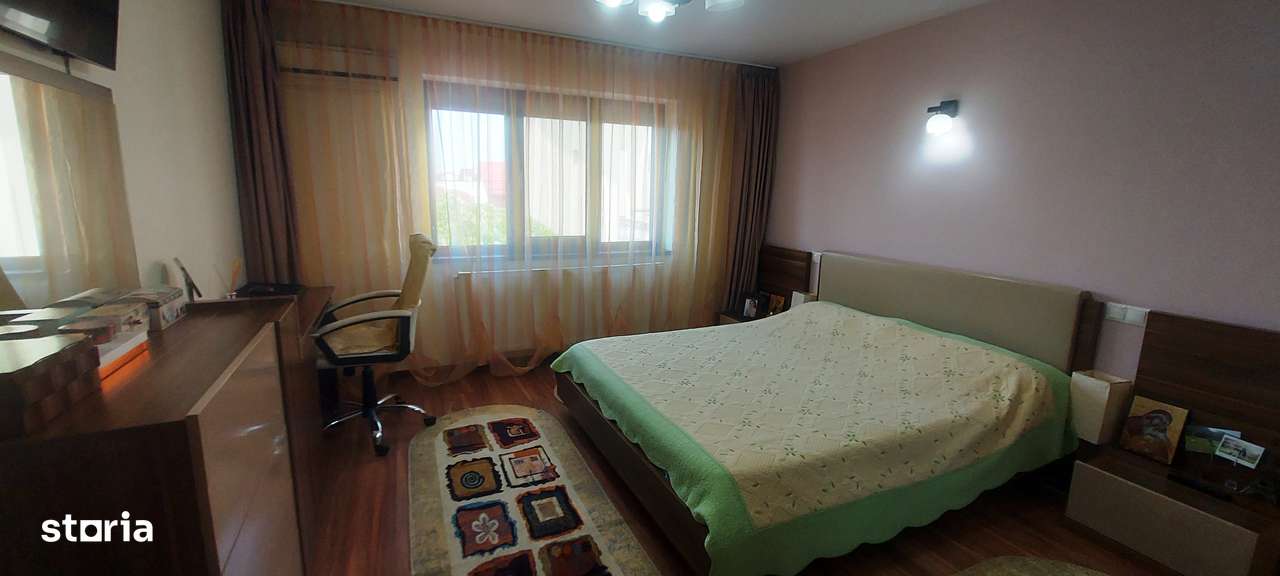 Titan-Industriilor, P+1 si anexe, utilitate mixta,comision 0%.-10