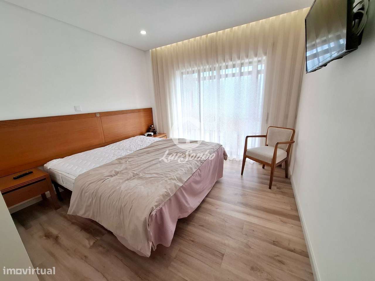 Apartamento T2 Remodelado, a 50m da Praia de Aver-o-Mar - Grande imagem: 5/16