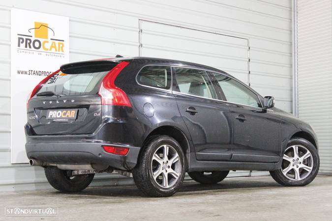 Volvo XC 60 2.0 D4 DRIVe - 2