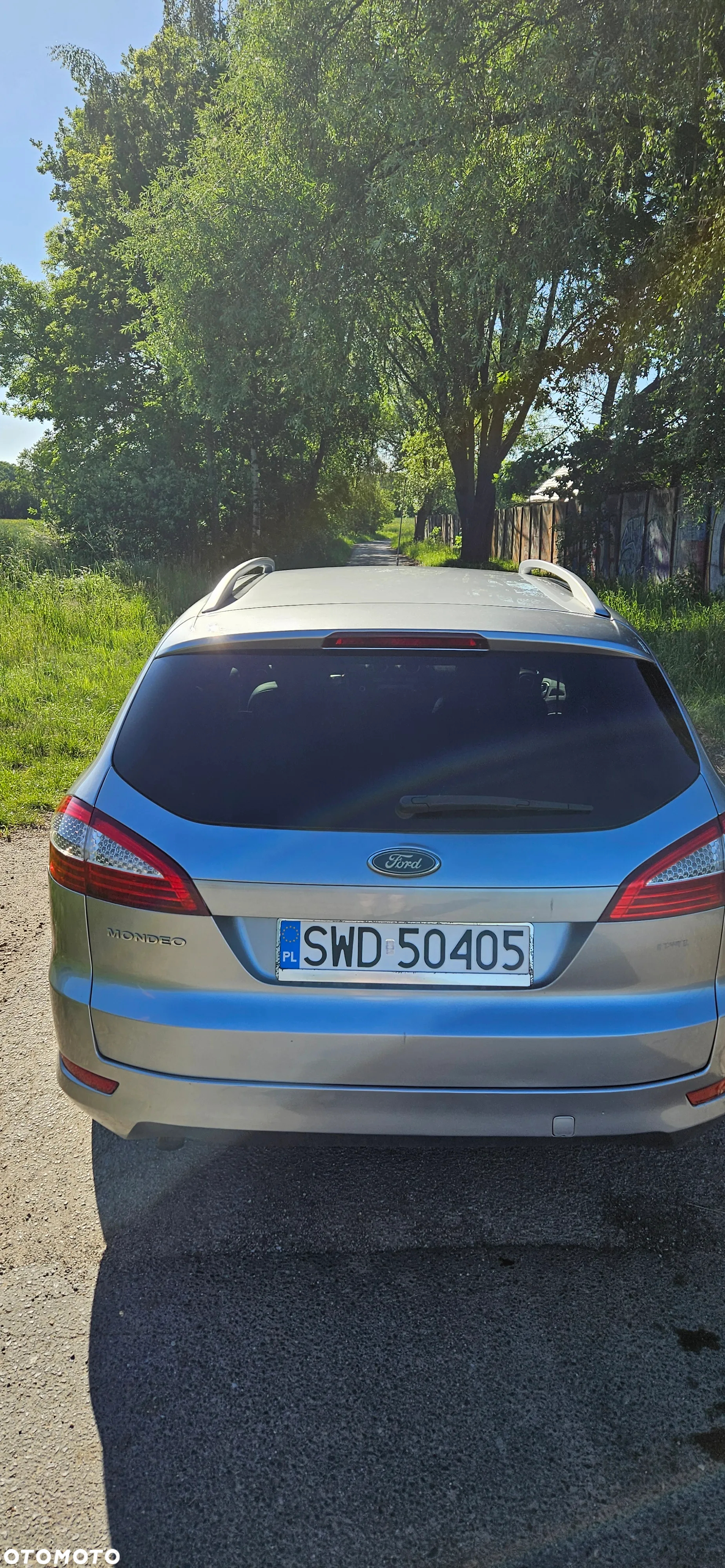 Ford Mondeo 2.0 TDCi Ghia X - 11