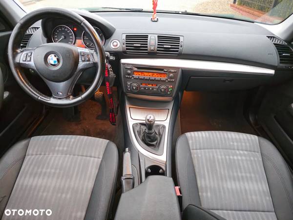 BMW Seria 1 120d - 10