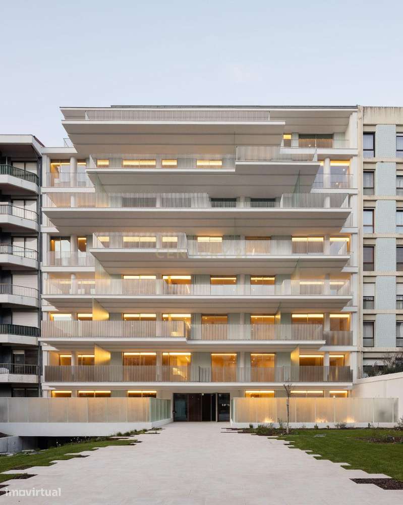 Luxuoso Apartamento T2 em Av. da Boavista - 2 suites-2 lugares de gara - Grande imagem: 5/8