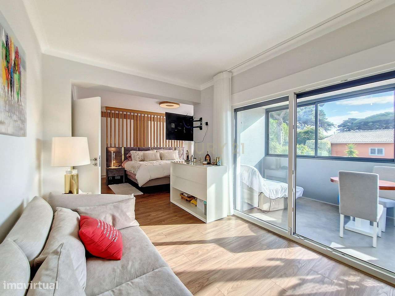 Casa de Luxo em Cascais: Desfrute da Vida em Alto Padrão com 5 Suítes - Grande imagem: 4/22