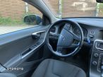 Volvo V60 DRIVe - 24