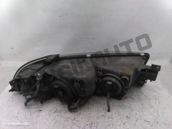 Ótica / Farol Direito  Mitsubishi Galant Vi (ea_) 2.0 Tdi (ea6a - 2