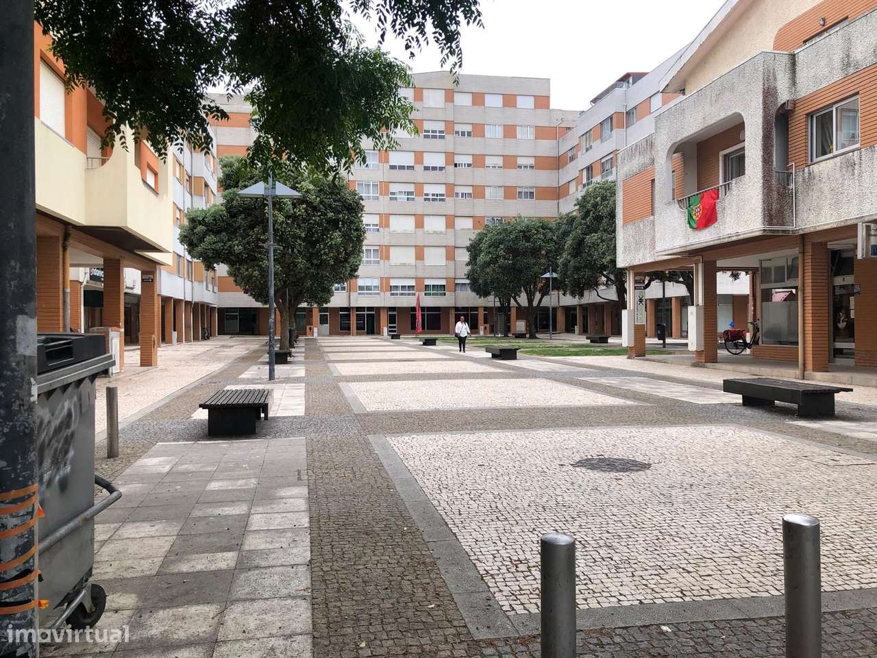 T3 com varanda, garagem e elevador em Póvoa de Varzim