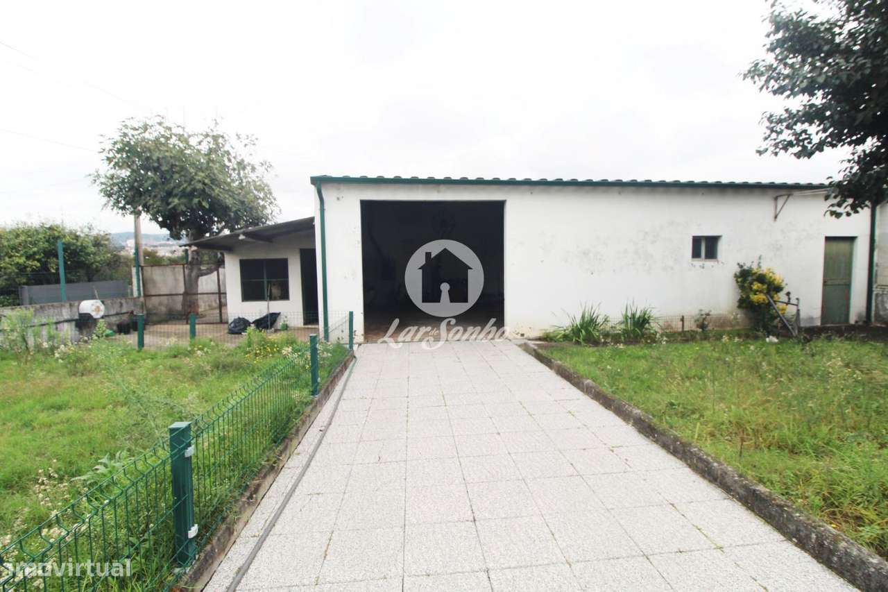 Moradia T3 de Gaveto, com excelentes áreas, localizada em São Cosme... - Grande imagem: 4/30