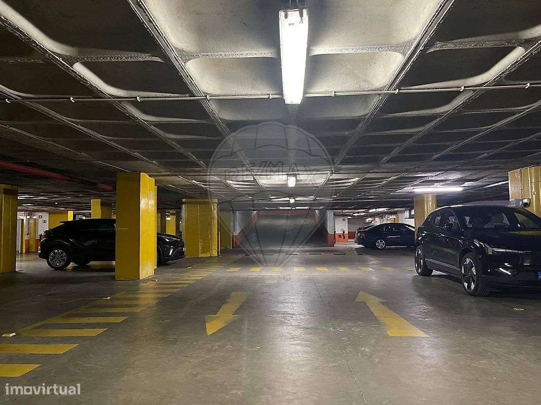 Garagem  para arrendamento - Grande imagem: 3/9