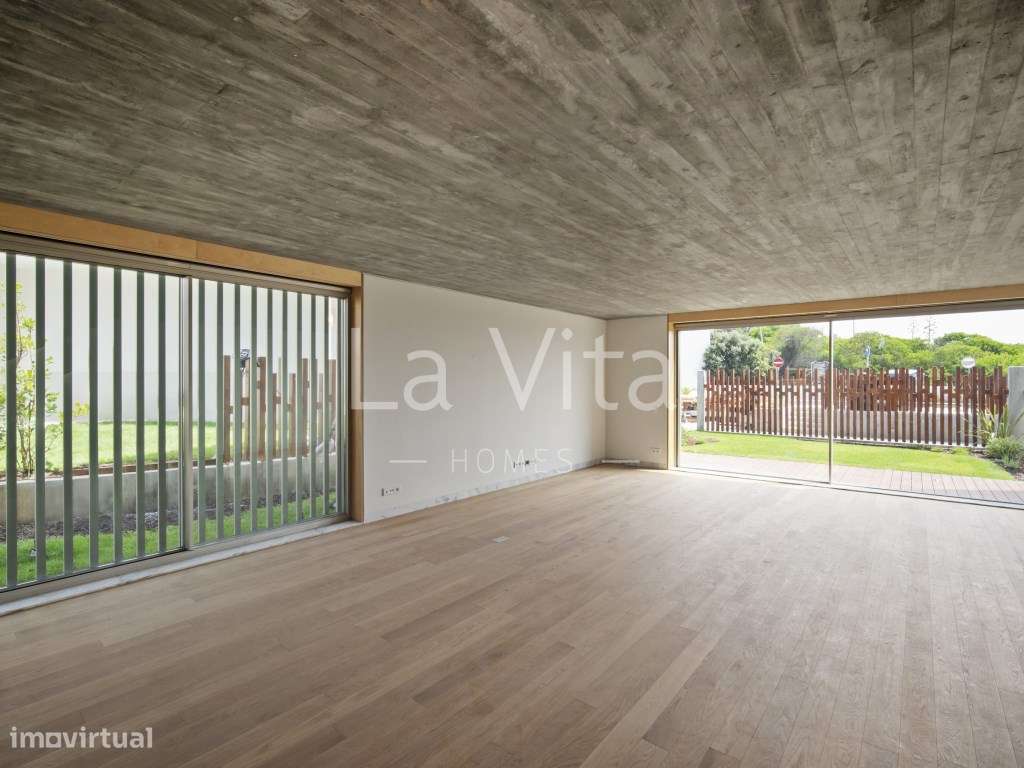 Moradia T4+1 em exclusivo condomínio privado, com vista para o mar,...-11