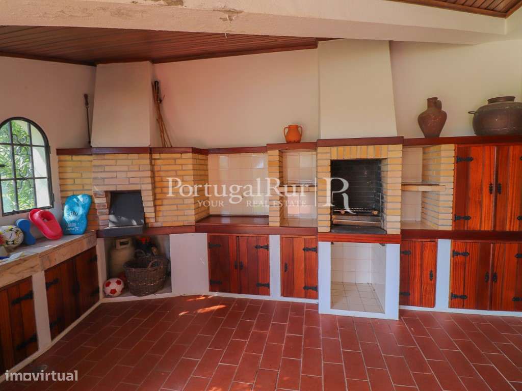 Quintinha com várias habitações em Vila Franca de Xira-40
