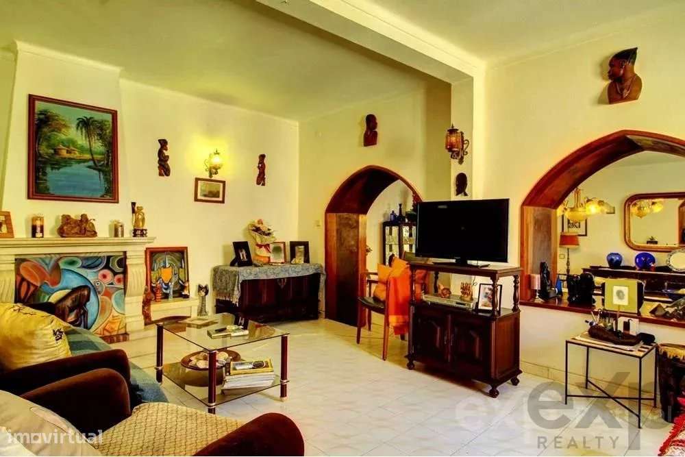 Moradia de Traços Senhoriais, centro histórico, Peniche - Grande imagem: 4/16