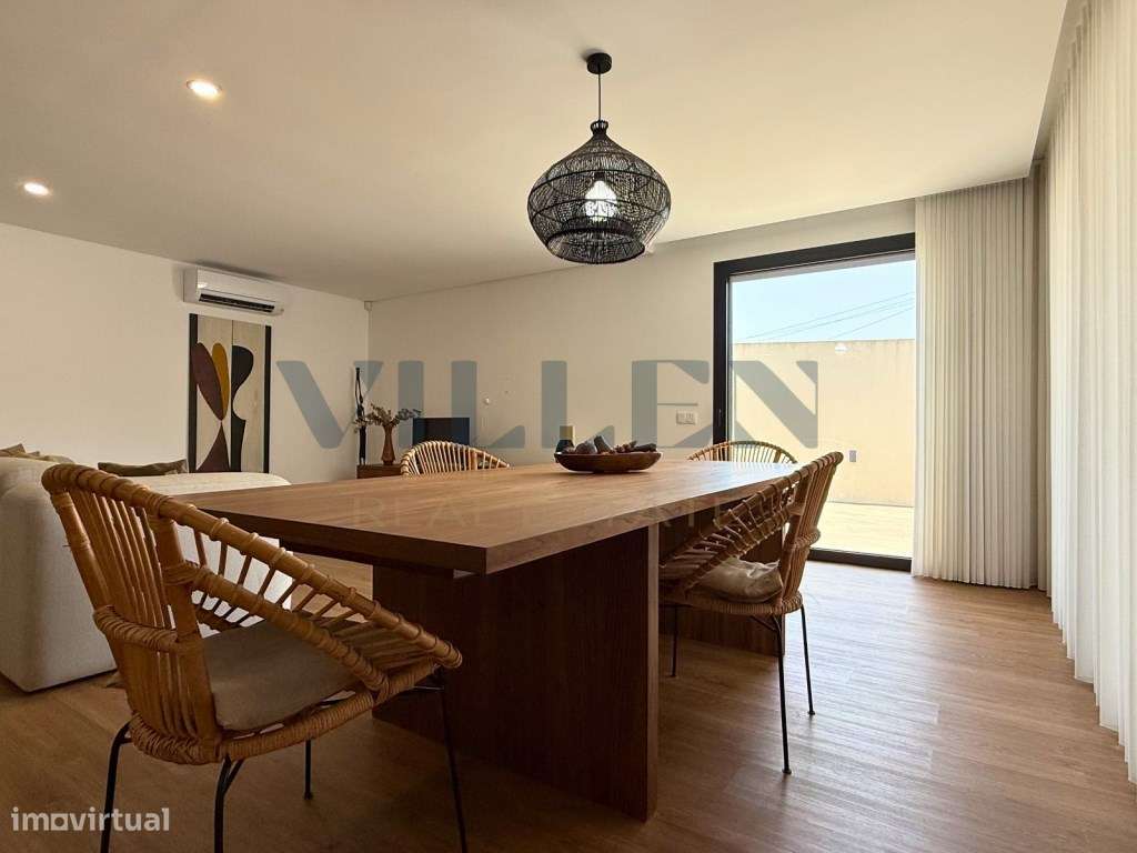 Moradia Térrea de Excelência | Contemporânea | Centro da Trofa-4