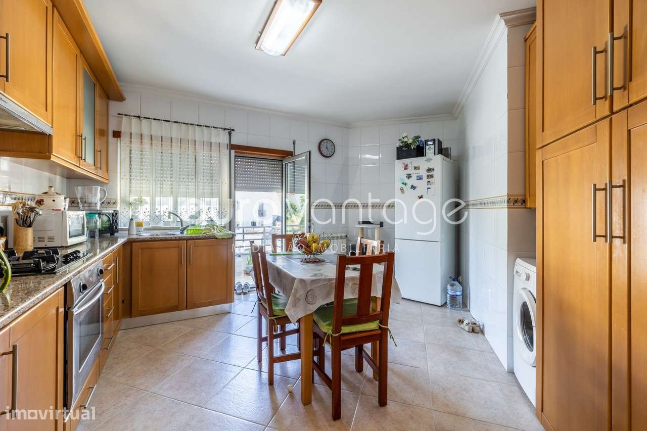 Apartamento T2 na Urbanização de São Romão-8