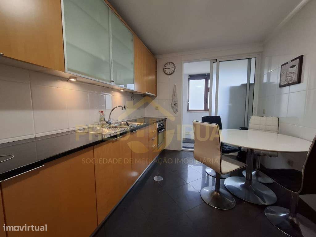 T 2 Recuado em condominio fechada piscina e ginasio com vistas de mar - Grande imagem: 5/22