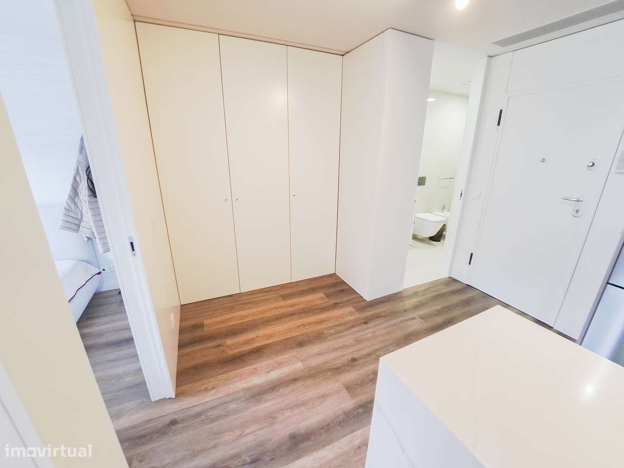 T1 Mobilado e equipado ( com rendimento )-2