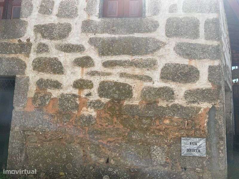 Casa antiga de pedra - Grande imagem: 5/12