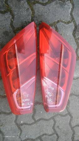 Conjunto farois traseiros fiat punto - 3