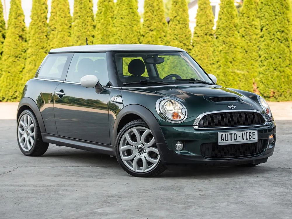 Mini Cooper Green Park 2011