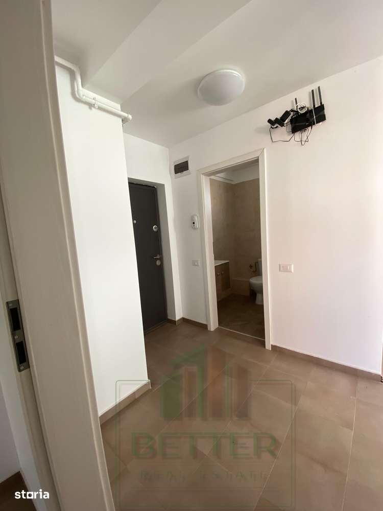 Garsonieră decomandată, modernă, cu terasă și parcare Str. Biruinței - Imagine principală: 2/12