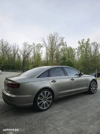 Audi A6 2.0 TDI ultra S tronic - 3