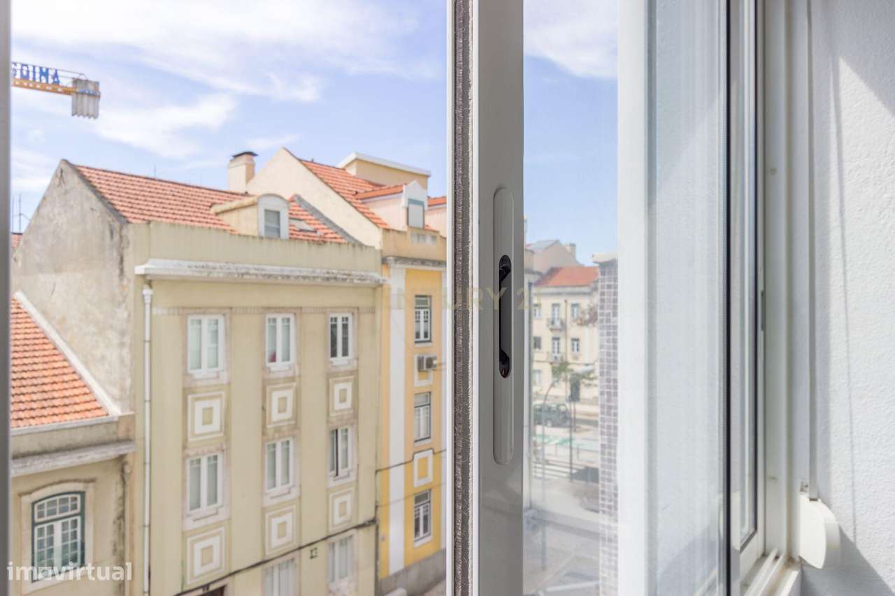 Arrendamento T1 renovado em localização premium junto à Gulbenkian - Grande imagem: 5/17