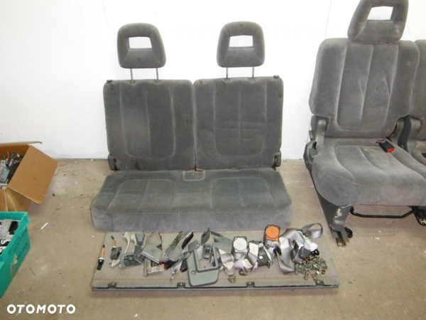 Suzuki Grand Vitara XL7 XL 7 fotele fotel środek kanapa śruby pasy - 3