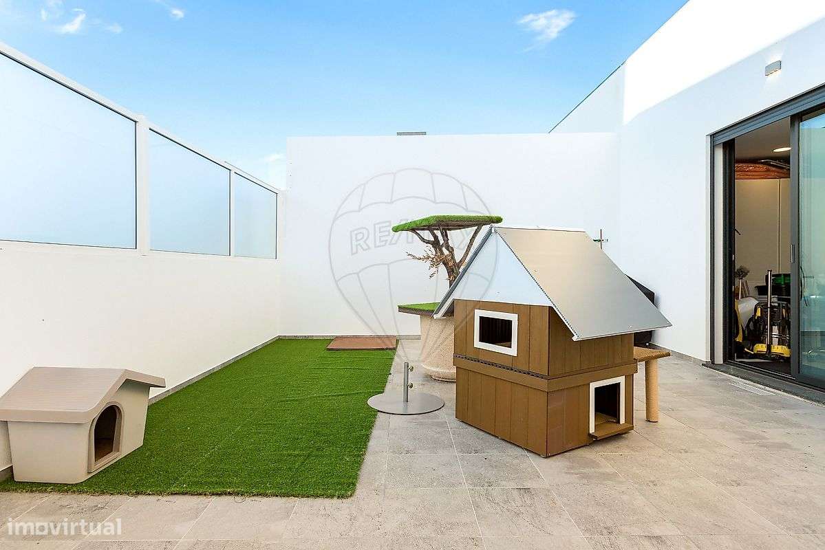 Moradia T4 para venda-22