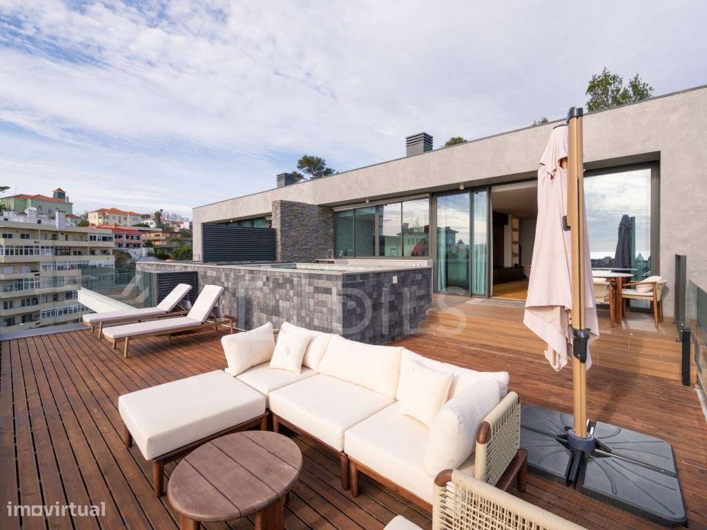 Apartamento T3 Duplex com varandas e vista desafogada para o mar, n... - Grande imagem: 5/60