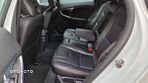 Volvo V40 Cross Country D2 Momentum - 12