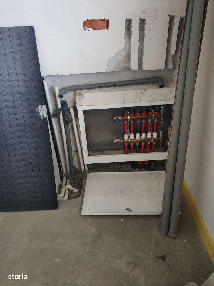 Vila P+1E+Pod noua, situata aproape de centru-4