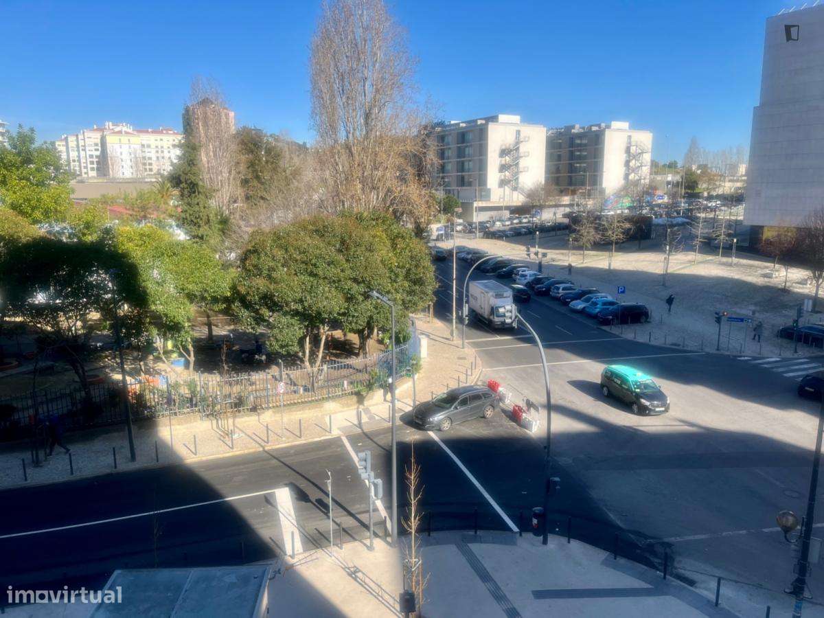 Quarto - localizado em Benfica Lisbon - Grande imagem: 4/11