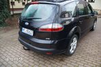 Ford S-Max - 9