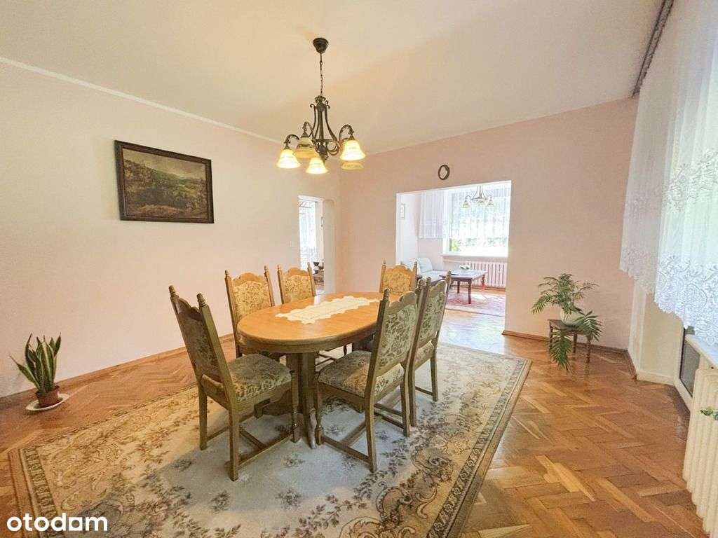 Dom na wzniesieniu z panoramicznym widokiem-4
