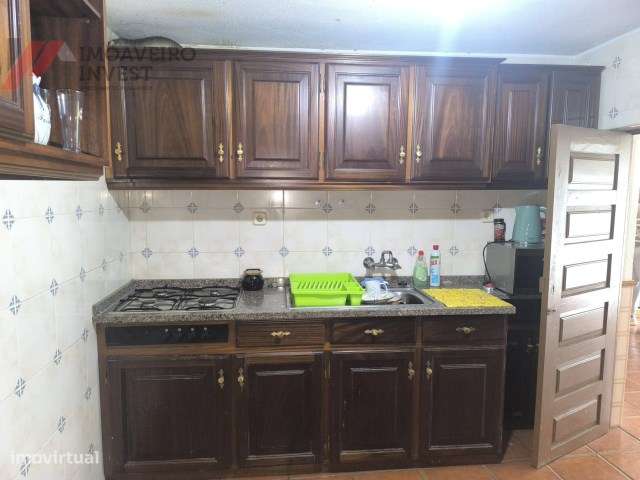 Quinta com Moradia Isolada e 4.450m² de Terreno Oiã Oliveira d Bairro-21