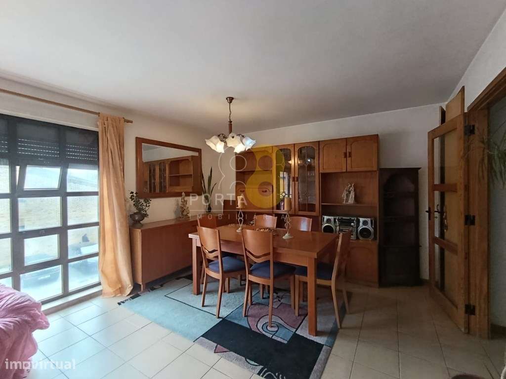 Apartamento T3 com Excelente Exposição Solar e Vistas Desafogadas - Grande imagem: 3/20