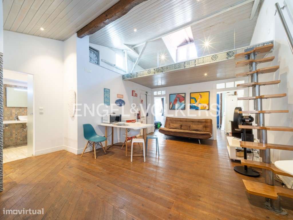 T2 com Licença de Alojamento Local no Bairro Alto-1
