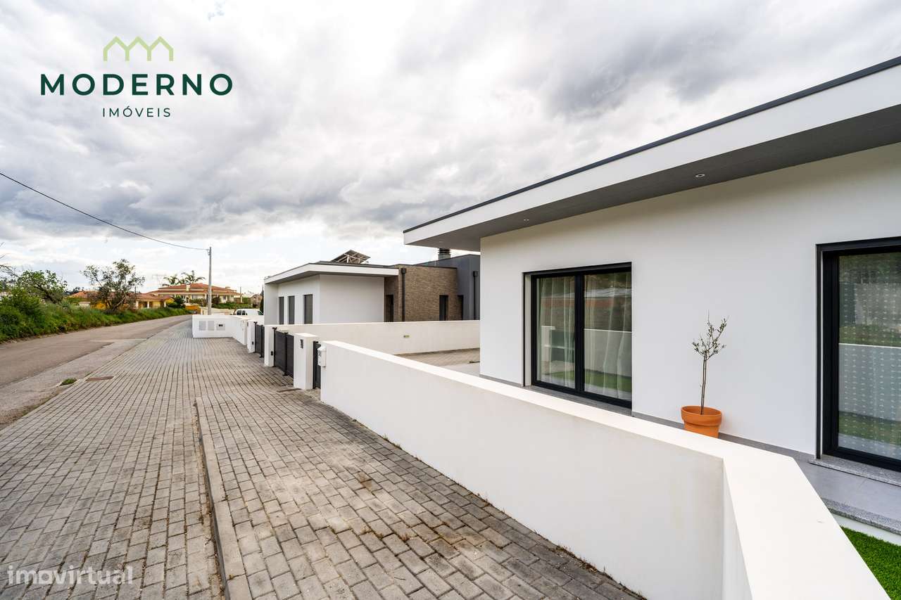 Moradia T3 Semi-Nova com 3 Suítes – Antões, Louriçal, Pombal-51