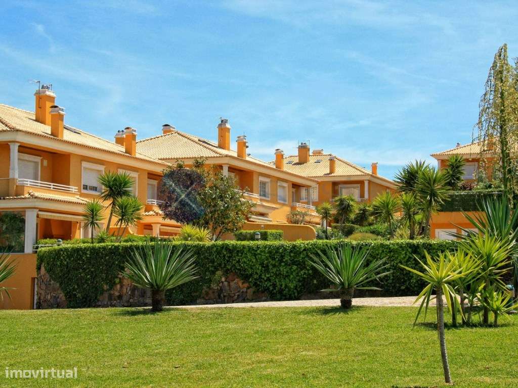 Moradia T4 situada em Birre em condomínio fechado de prestigio. Dis... - Grande imagem: 4/24